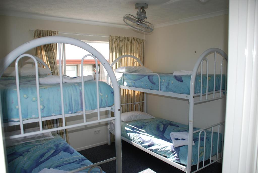 Jade Waters Luxury Apartments Харві-Бей Номер фото